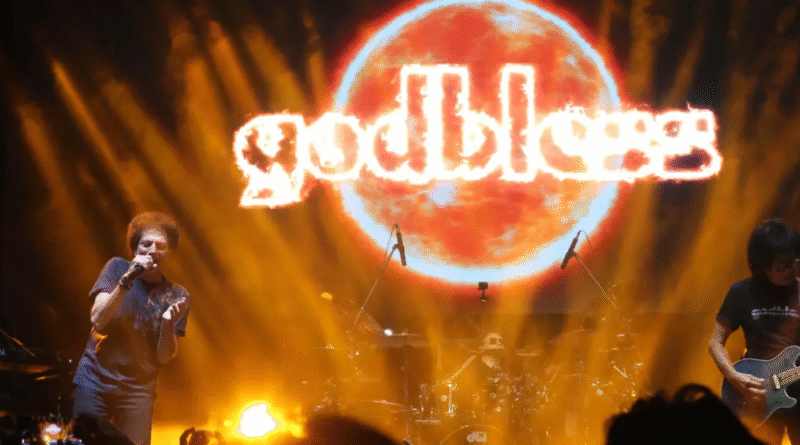 Konser God Bless Unplugged, Kala Legenda Rock Indonesia Menantang Diri dalam Format Baru