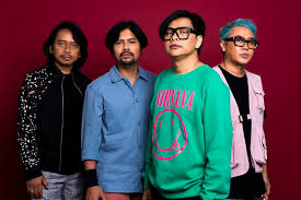 Gak Cuma Slank Deretan Band Ini Juga Keren Lewat Potlot
