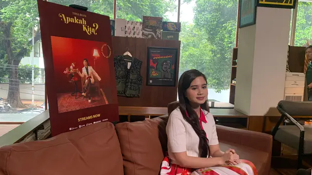 Apakah Kita EP Perdana Tissa Biani sebagai Solois Muda