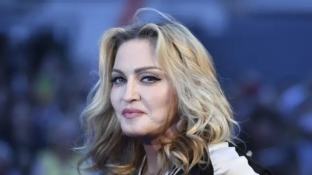 Madonna Rilis Ulang Lagu Dress You Up, Kenang Desainer Barbie yang Meninggal Dunia
